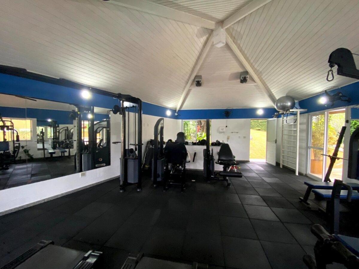 Condomínio com piscina, churrasqueira, sauna e MARINA P LANCHA - WiFi 200Mbps - 1qt e sala com 2 ar condicionados Angra dos Reis Exterior foto