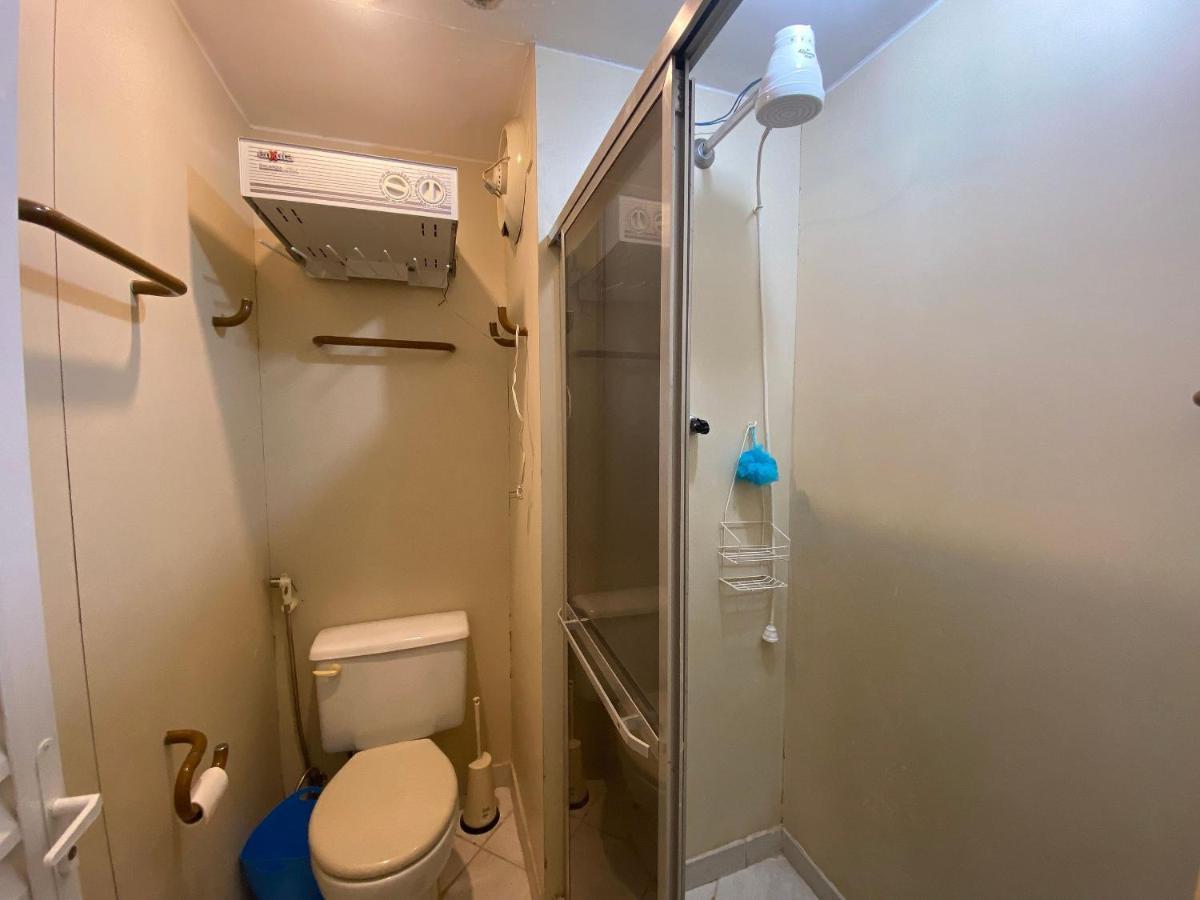 Condomínio com piscina, churrasqueira, sauna e MARINA P LANCHA - WiFi 200Mbps - 1qt e sala com 2 ar condicionados Angra dos Reis Exterior foto