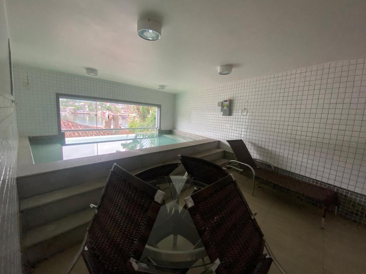 Condomínio com piscina, churrasqueira, sauna e MARINA P LANCHA - WiFi 200Mbps - 1qt e sala com 2 ar condicionados Angra dos Reis Exterior foto